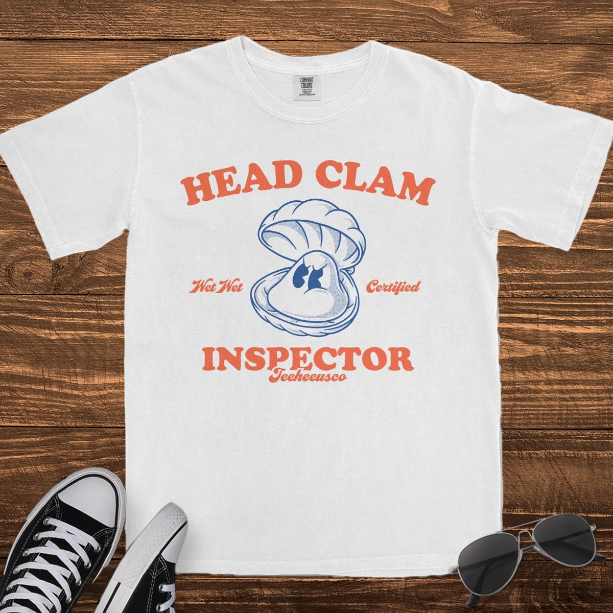 HEAD CLAM INSPECTOR - TeeHeeUSCo - T-Shirt