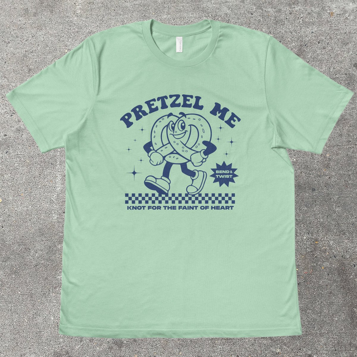 PRETZEL ME - TeeHeeUSCo - T-Shirt