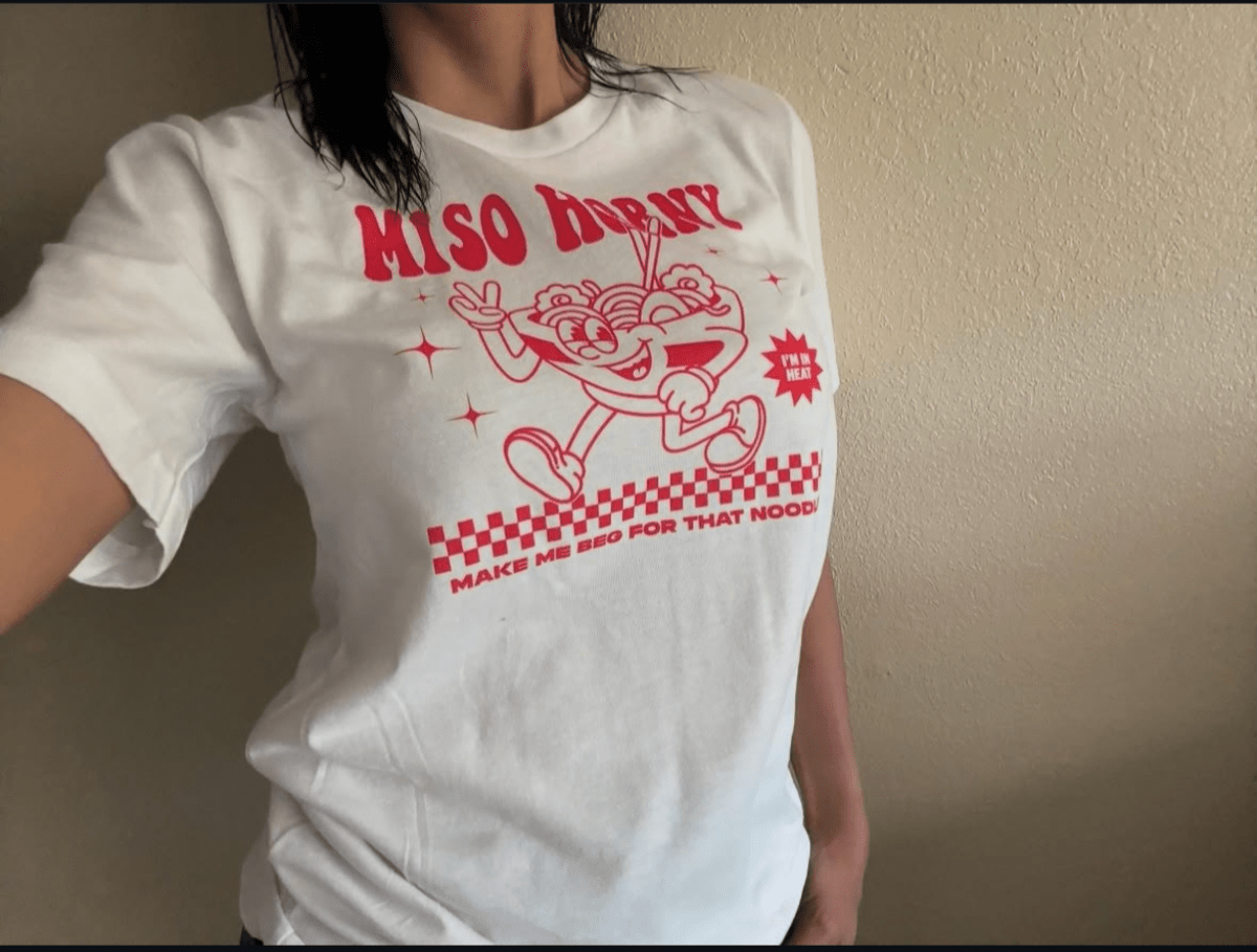 MISO HORNY - TeeHeeUSCo - T-Shirt