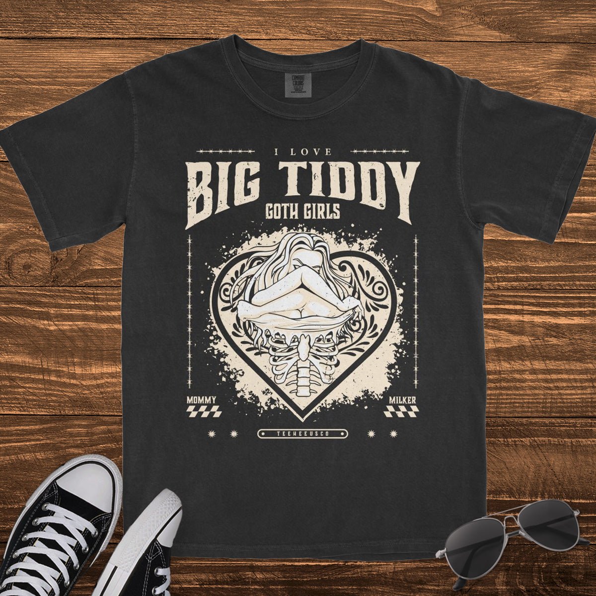 BIG TIDDY GOTH GIRLS - TeeHeeUSCo - T-Shirt