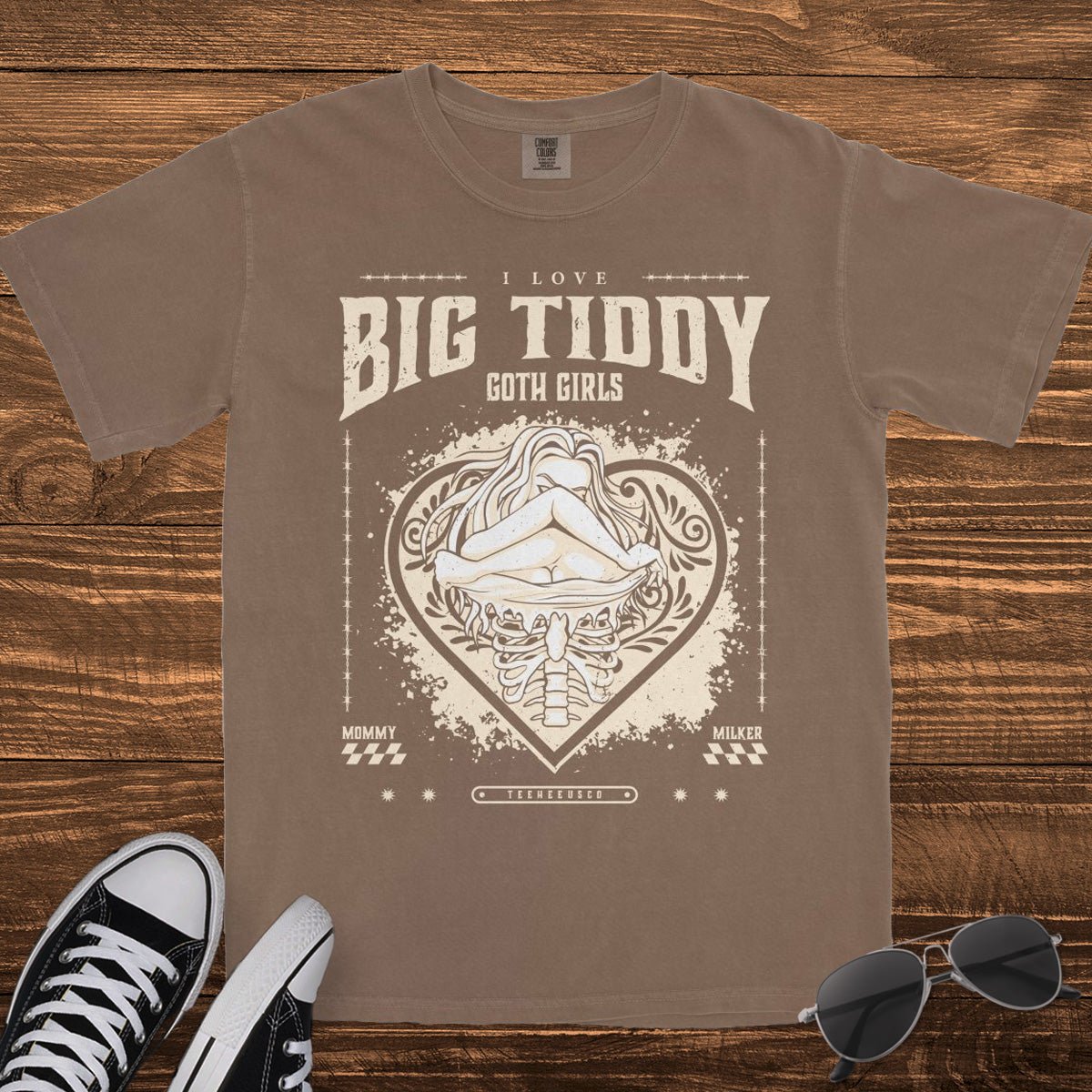 BIG TIDDY GOTH GIRLS - TeeHeeUSCo - T-Shirt
