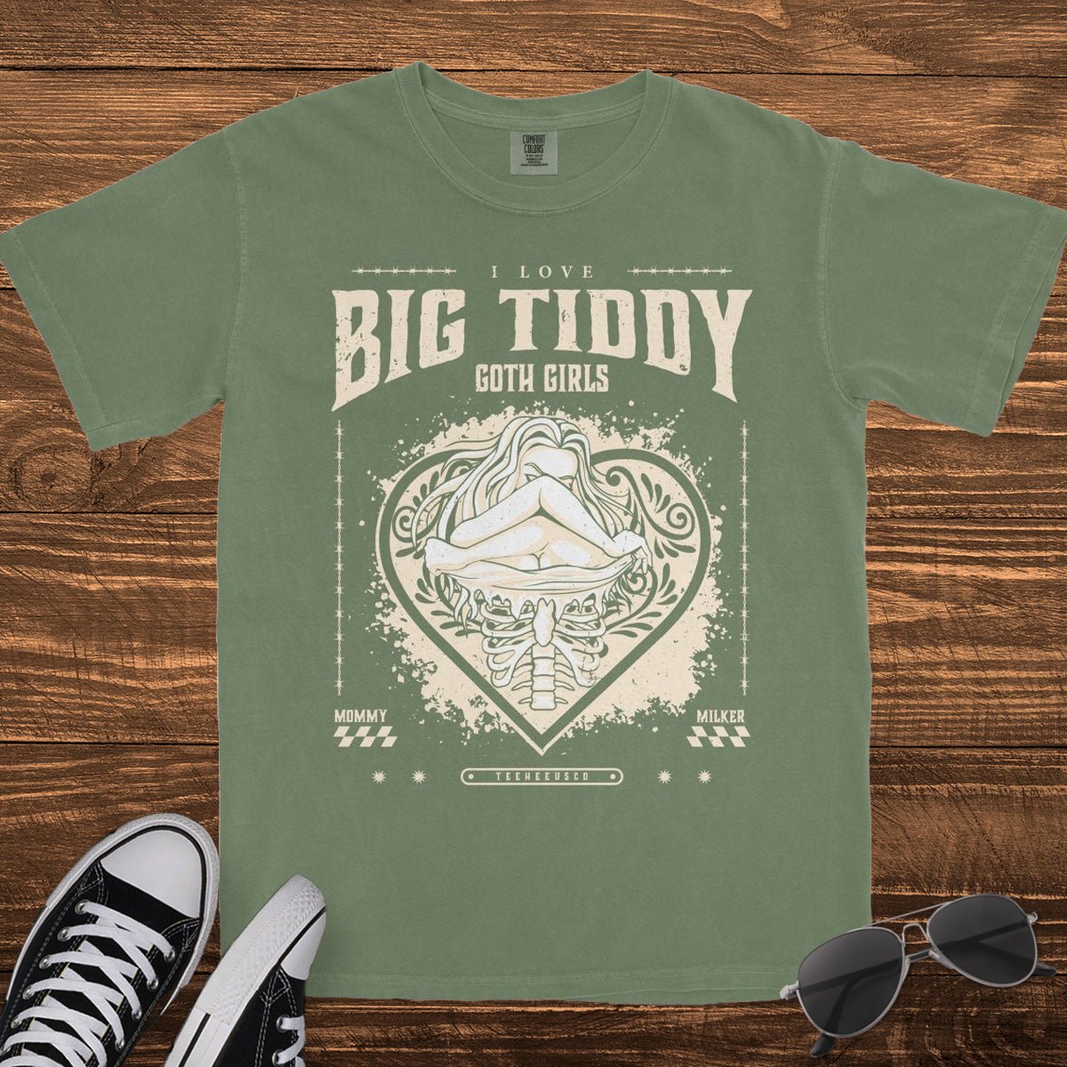 BIG TIDDY GOTH GIRLS - TeeHeeUSCo - T-Shirt