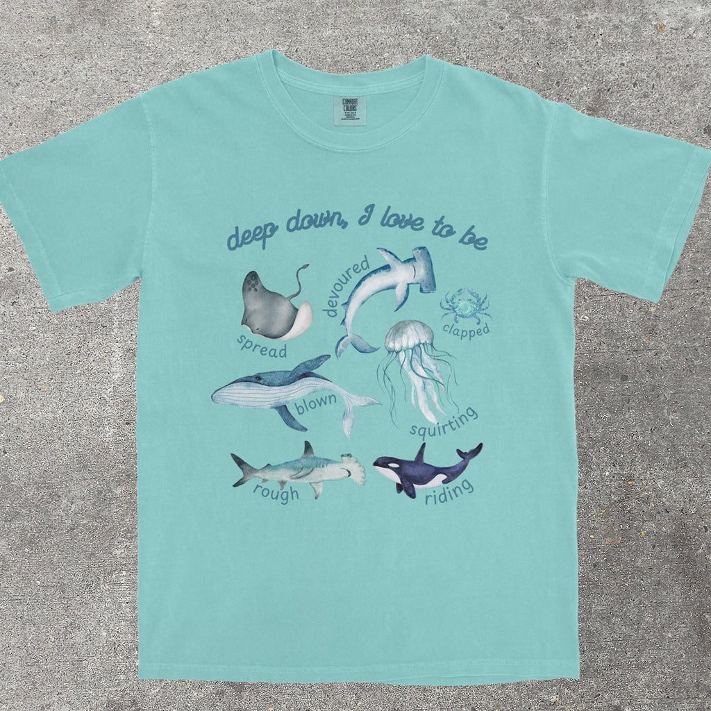 DEEP DOWN I LOVE TO BE - TeeHeeUSCo - T-Shirt