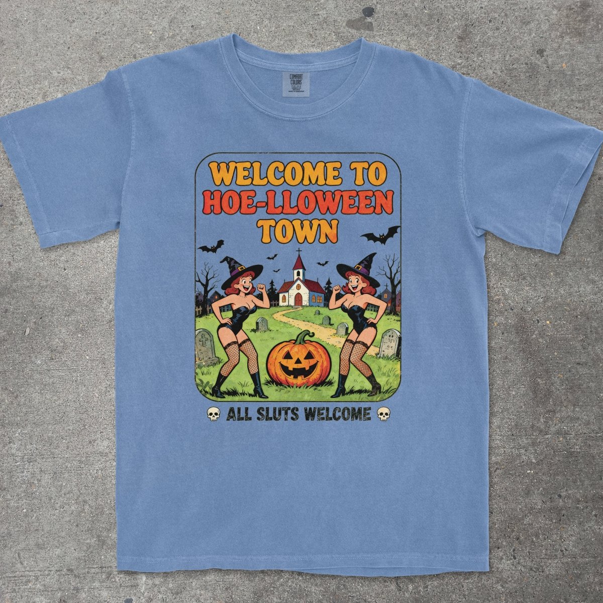 HOE - LLOWEENTOWN - TeeHeeUSCo - T-Shirt