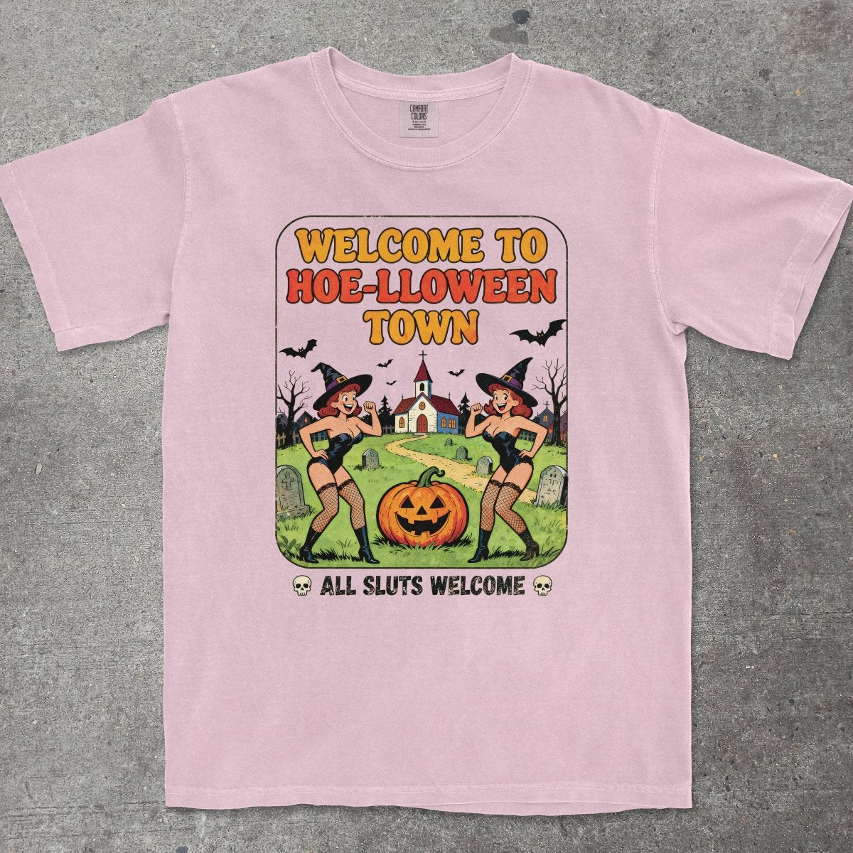 HOE - LLOWEENTOWN - TeeHeeUSCo - T-Shirt