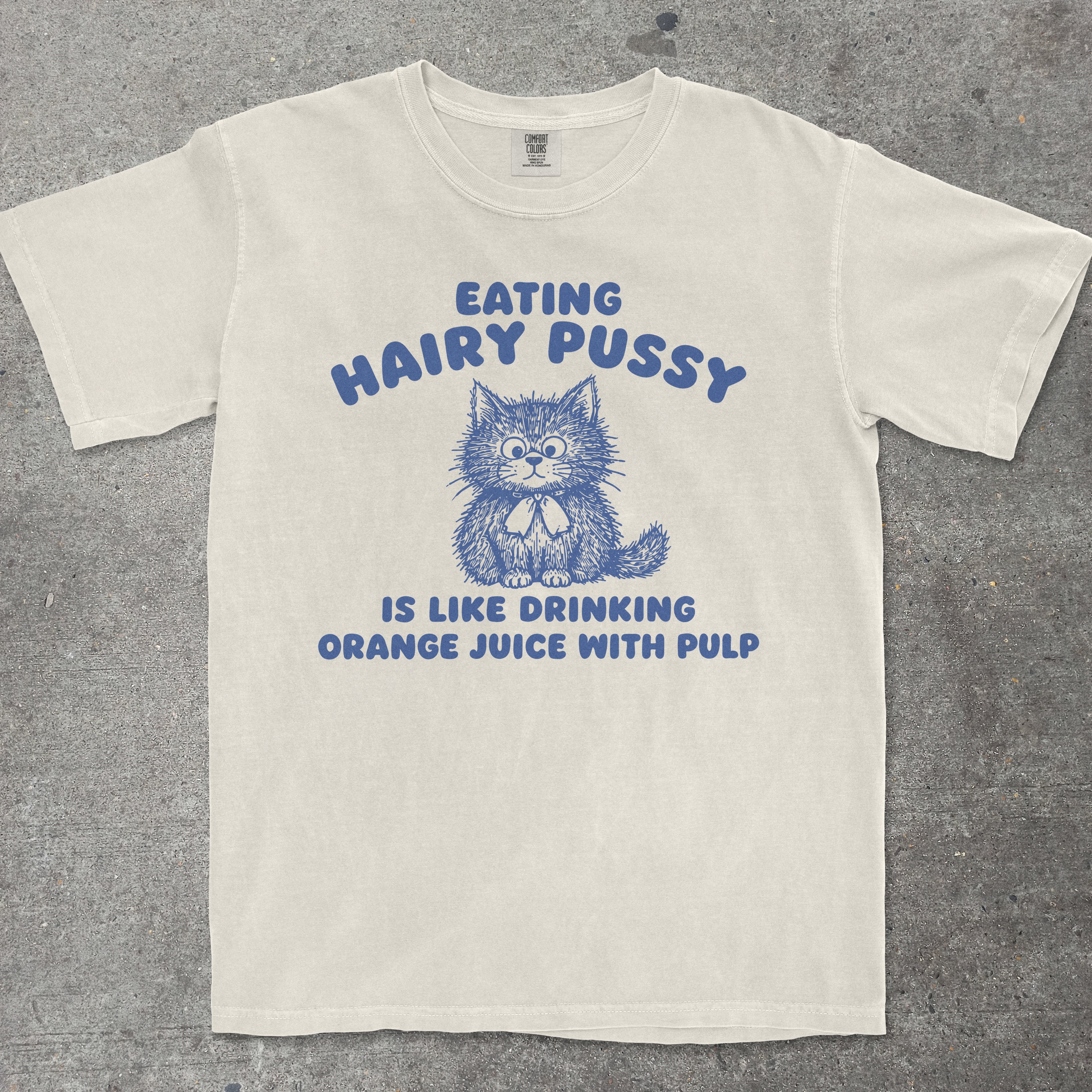 EATING HAIRY PUSSY