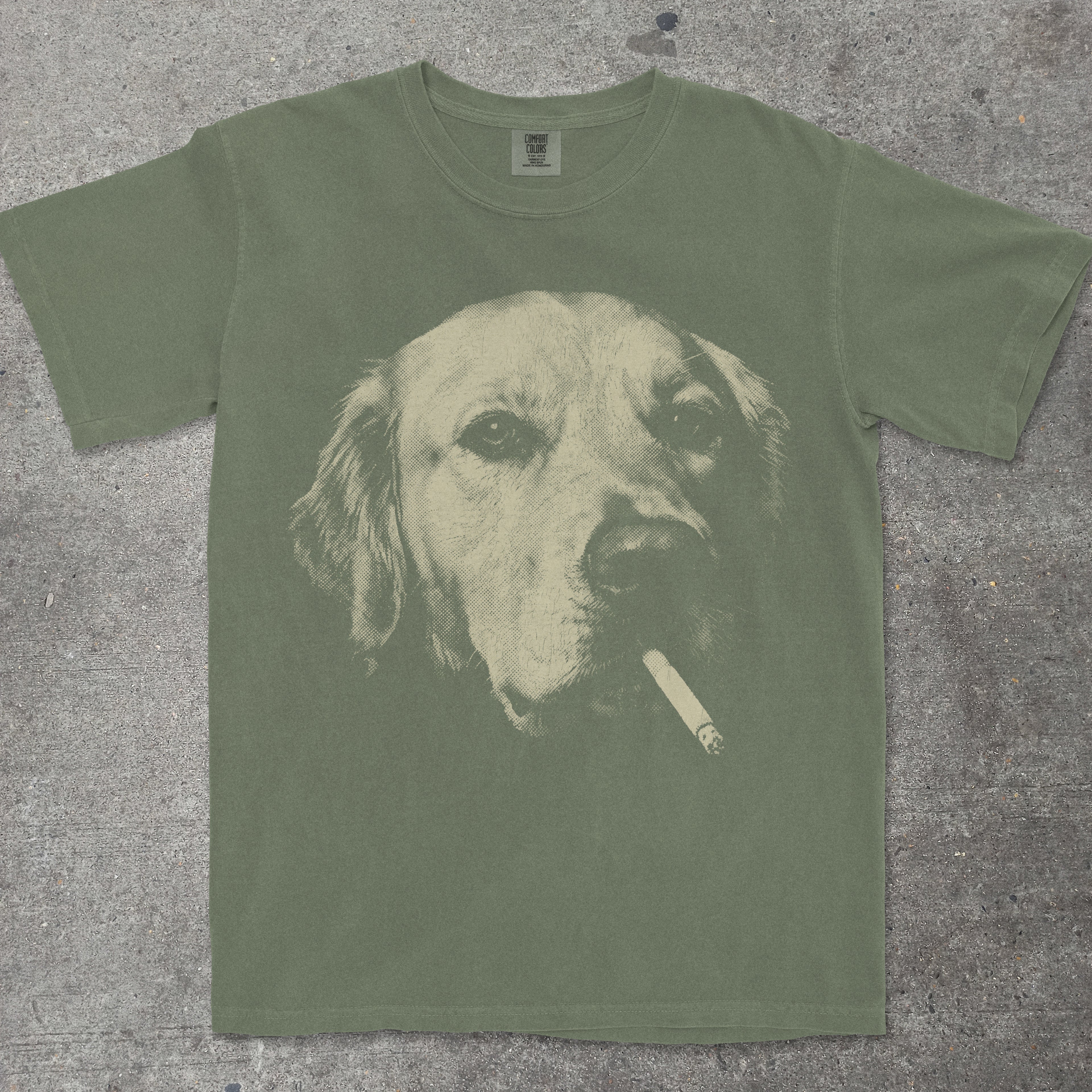 SMOKING GOLDEN RETRIEVER FACE