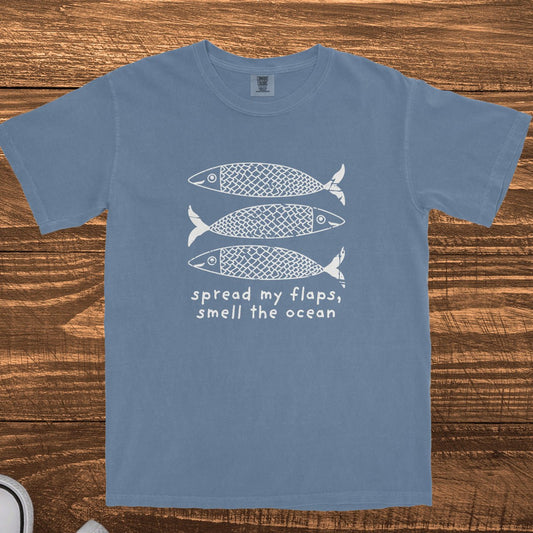 SPREAD MY FLAPS - TeeHeeUSCo - T-Shirt