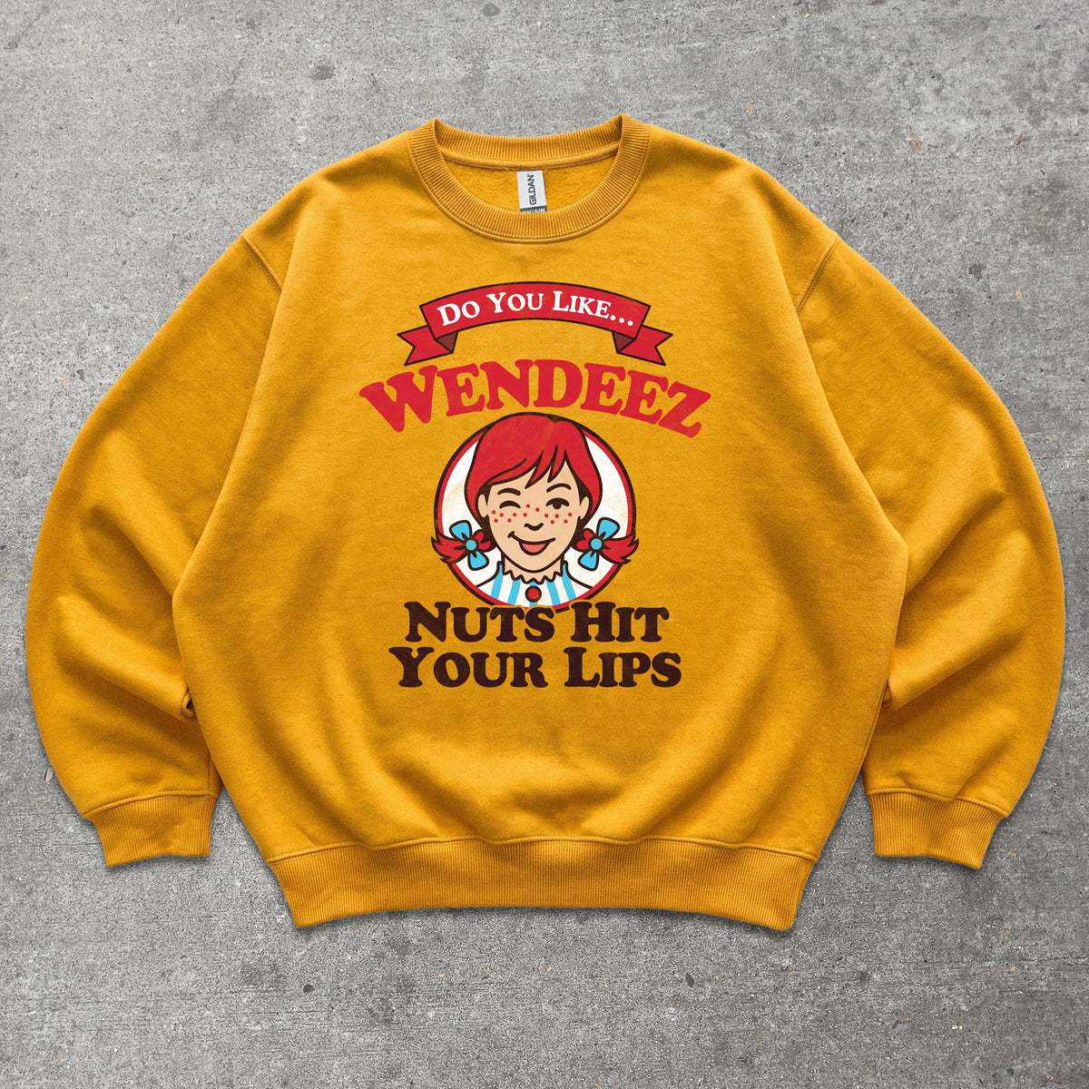 Wendeez Nuts Hit Your Lips Crewneck sweatshirt in Gold